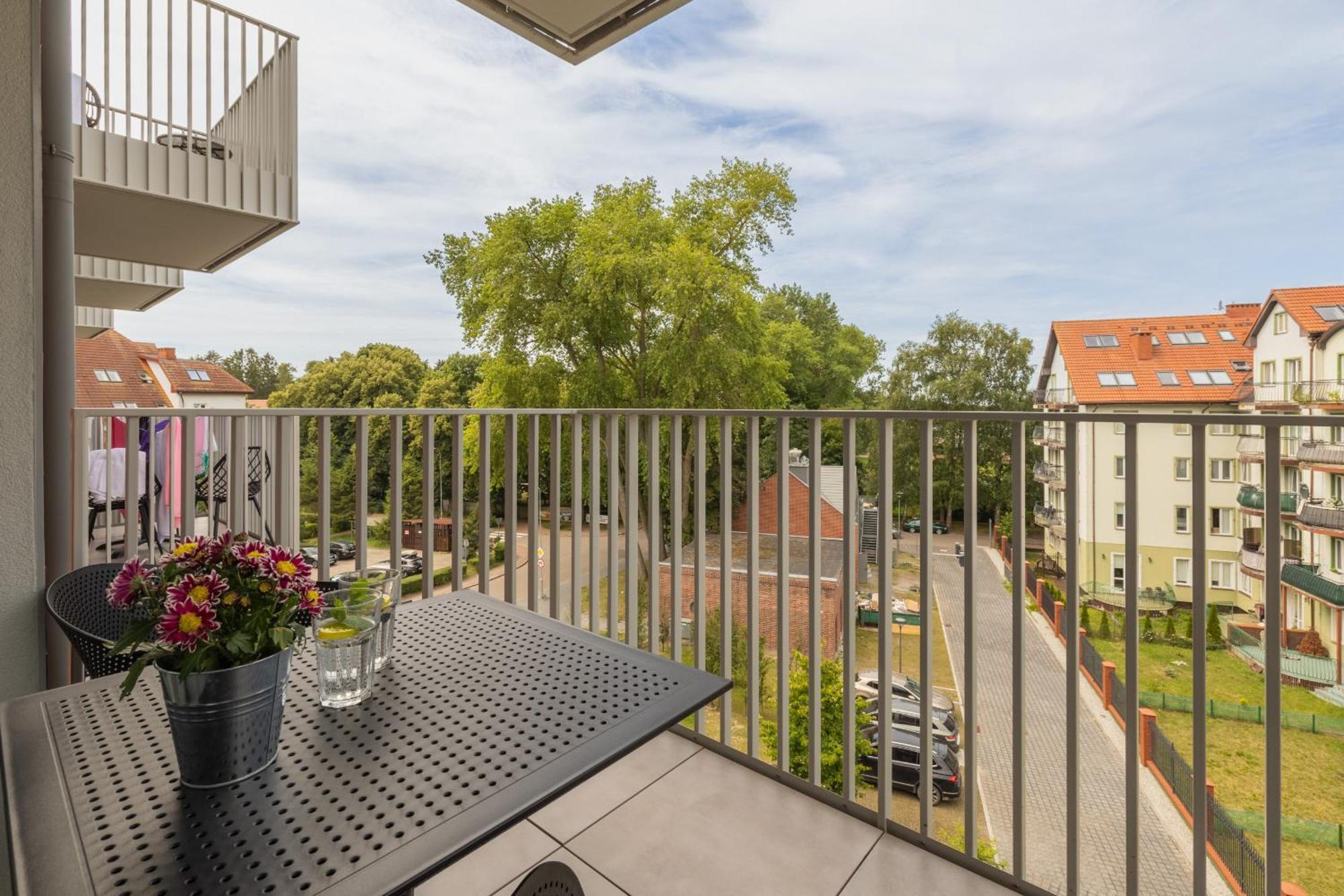 Port 414 With Swimming Pool By Rent Like Apartment Kolberg